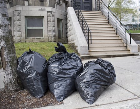 Eco-friendly waste disposal with a Wimbledon skip service